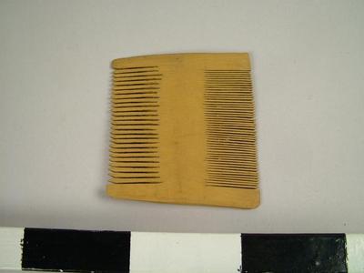 Comb